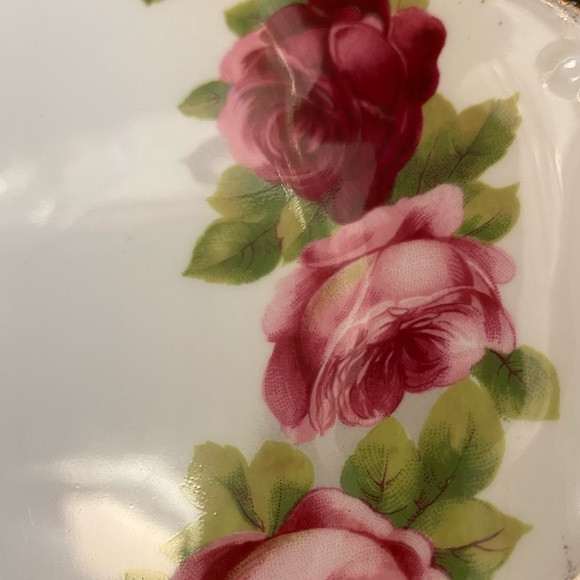 Old English Roses cake plate by Royal Albert 10” - Picture 7 of 7